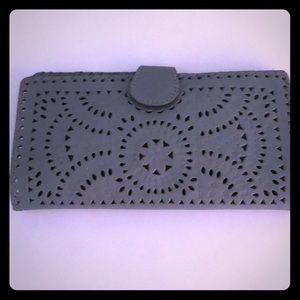 ❤️New❤️ Cleobella Mexicana Wallet - Sage Green